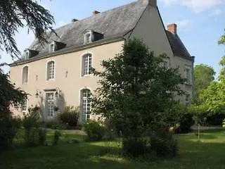 L'ancien Presbytere La Rucheliere 3* Contigne